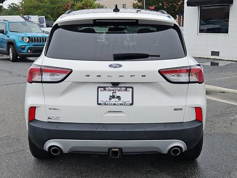 Used 2022 Ford Escape SEL w/ Technology Package FWD image 6