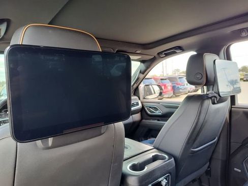 Used 2021 GMC Yukon XL AT4 w/ AT4 Premium Package image 32