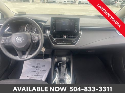 Certified 2020 Toyota Corolla LE image 24