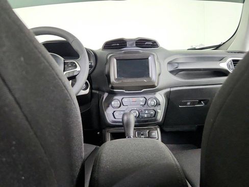 Used 2021 Jeep Renegade Latitude w/ Sun & Sound Group FWD image 21