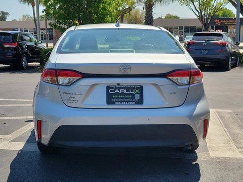 Used 2023 Toyota Corolla LE FWD image 5