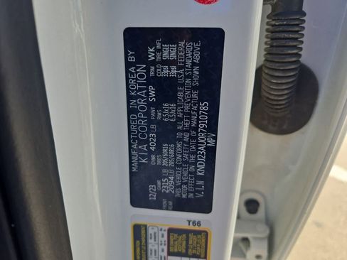 Certified 2024 Kia Soul LX w/ Option Group 015 image 33