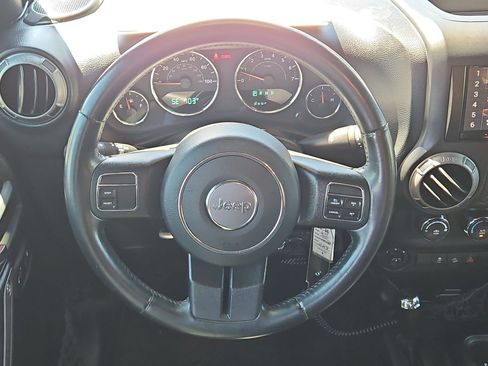 Used 2018 Jeep Wrangler Unlimited Sport S AWD/4WD image 15