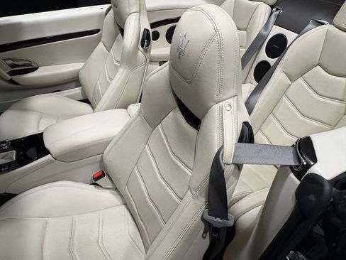 Used 2018 Maserati GranTurismo MC image 21