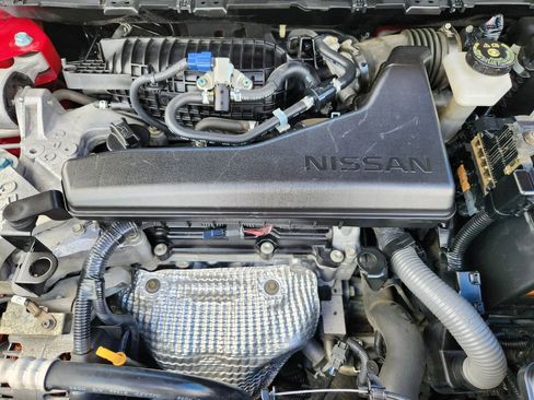 Used 2017 Nissan Rogue S FWD image 32