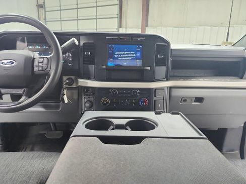 Used 2023 Ford F250 XL w/ STX Appearance Package AWD/4WD image 25
