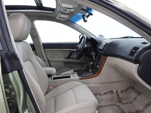 Used 2006 Subaru Outback 2.5i Limited w/ Popular Equipment Group 2B image 12