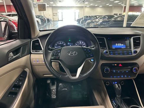 Used 2017 Hyundai Tucson Sport AWD/4WD image 22