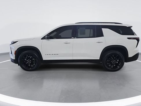 Certified 2026 Chevrolet Traverse LT w/ Midnight/Sport Edition FWD image 7