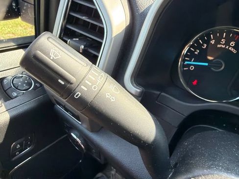 Used 2018 Ford F150 Lariat w/ Equipment Group 502A Luxury AWD/4WD image 58