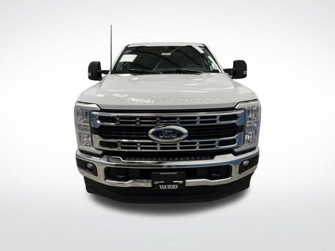 Used 2023 Ford F250 XLT image 9