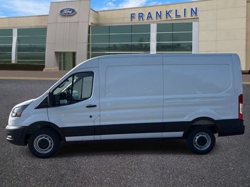 New 2026 Ford Transit 250 148 Medium Roof RWD image 4