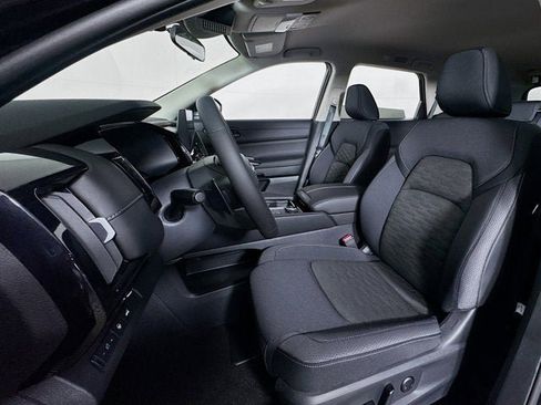 New 2026 Nissan Pathfinder SV AWD/4WD image 18