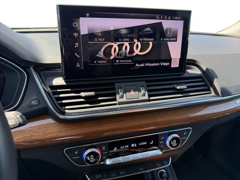 Used 2023 Audi Q5 e Premium w/ Convenience Package AWD/4WD image 12