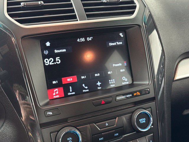 Used 2017 Ford Explorer XLT w/ Equipment Group 202A FWD image 22