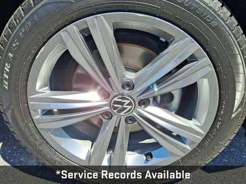 Used 2024 Volkswagen Jetta SE FWD image 10