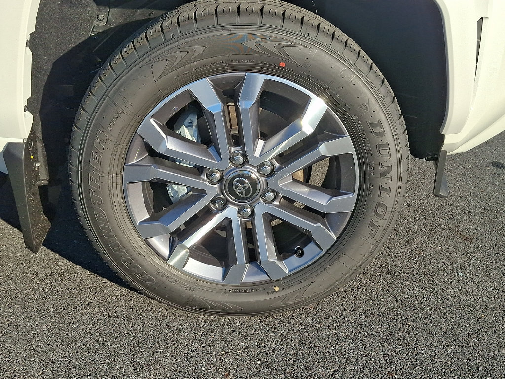 New 2026 Toyota 4Runner Limited AWD/4WD image 8