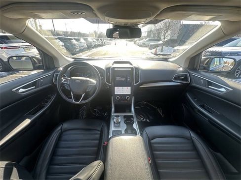 Certified 2022 Ford Edge SEL w/ Convenience Package image 16