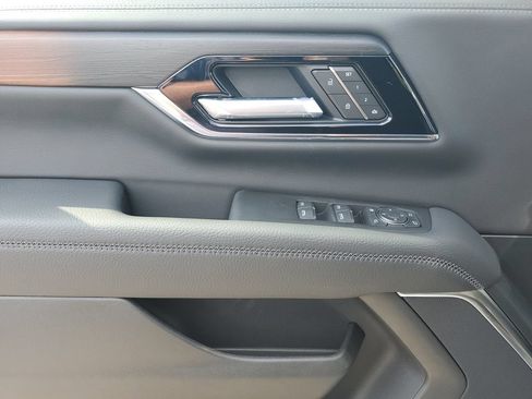 New 2026 GMC Yukon Denali RWD image 17