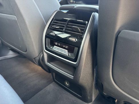 Used 2019 BMW X5 xDrive40i w/ Convenience Package AWD/4WD image 22