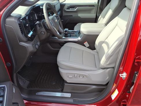 New 2026 Chevrolet Silverado 1500 LTZ w/ LTZ Premium Package image 9