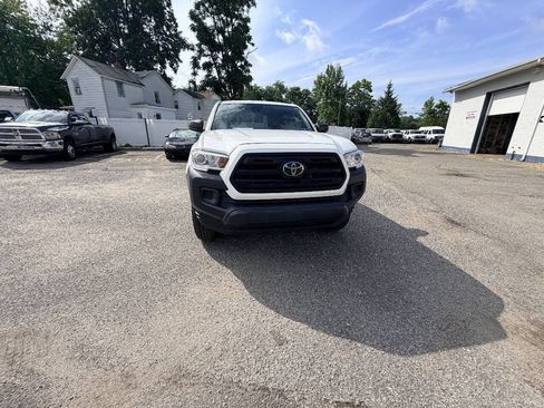 Used 2019 Toyota Tacoma SR RWD image 29