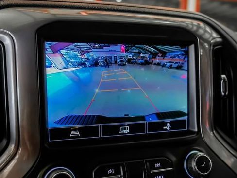 Used 2022 Chevrolet Silverado 2500 LT w/ Texas Edition image 24