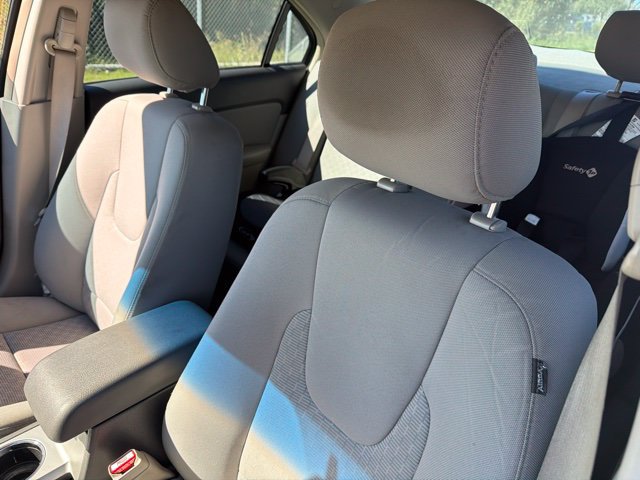 Used 2012 Ford Fusion S FWD image 10