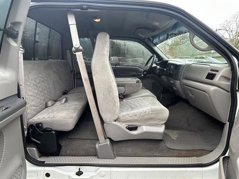 Used 2000 Ford F250 XL image 25