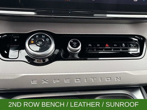 New 2026 Ford Expedition Active image 45