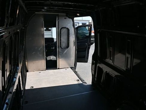 Used 2019 Mercedes-Benz Sprinter 2500 image 35