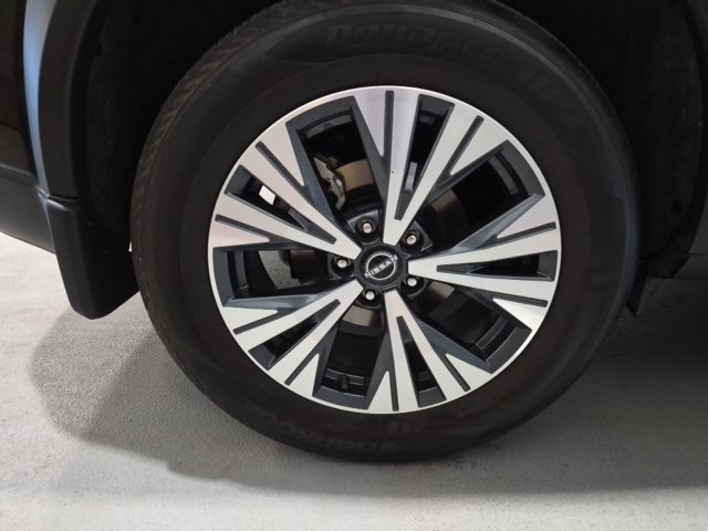 Certified 2023 Nissan Rogue SV w/ SV Premium B Package AWD/4WD image 27
