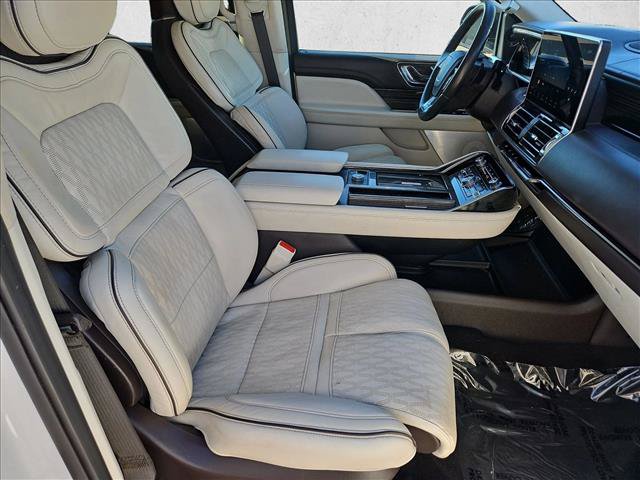 Used 2024 Lincoln Navigator L Black Label AWD/4WD image 24