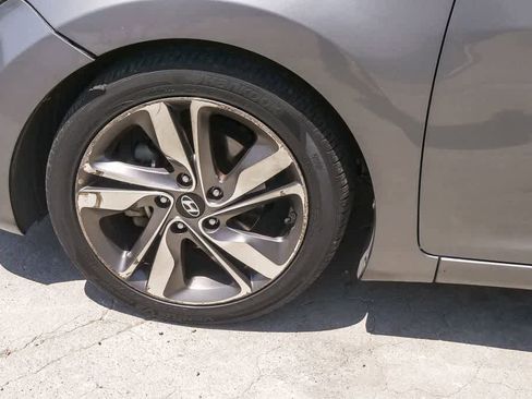 Used 2014 Hyundai Elantra Limited FWD image 5