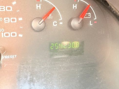 Used 2008 Ford E-150 and Econoline 150 image 12