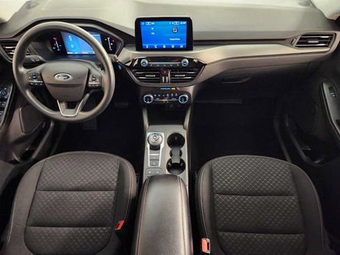Used 2025 Ford Escape Active AWD/4WD image 4