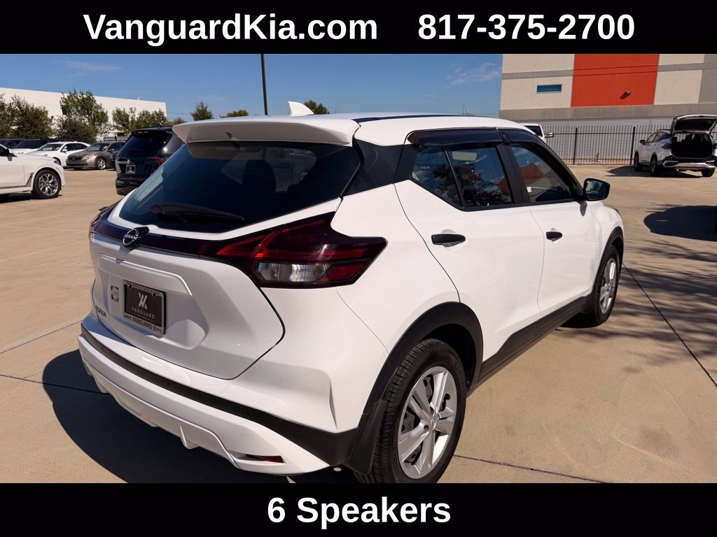 Used 2023 Nissan Kicks S w/ Interior Electronics Package FWD image 4