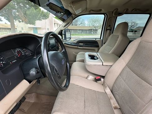 Used 2005 Ford F350 XL image 11