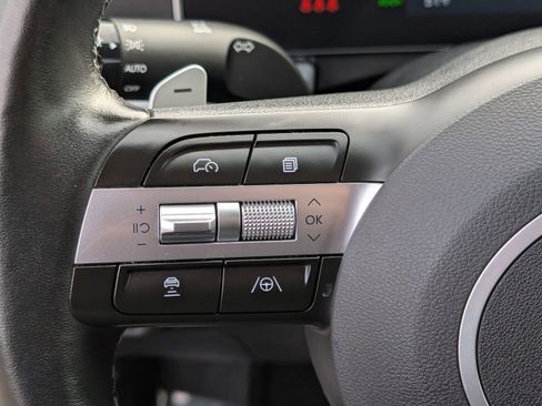 Used 2024 Hyundai Sonata Limited image 18