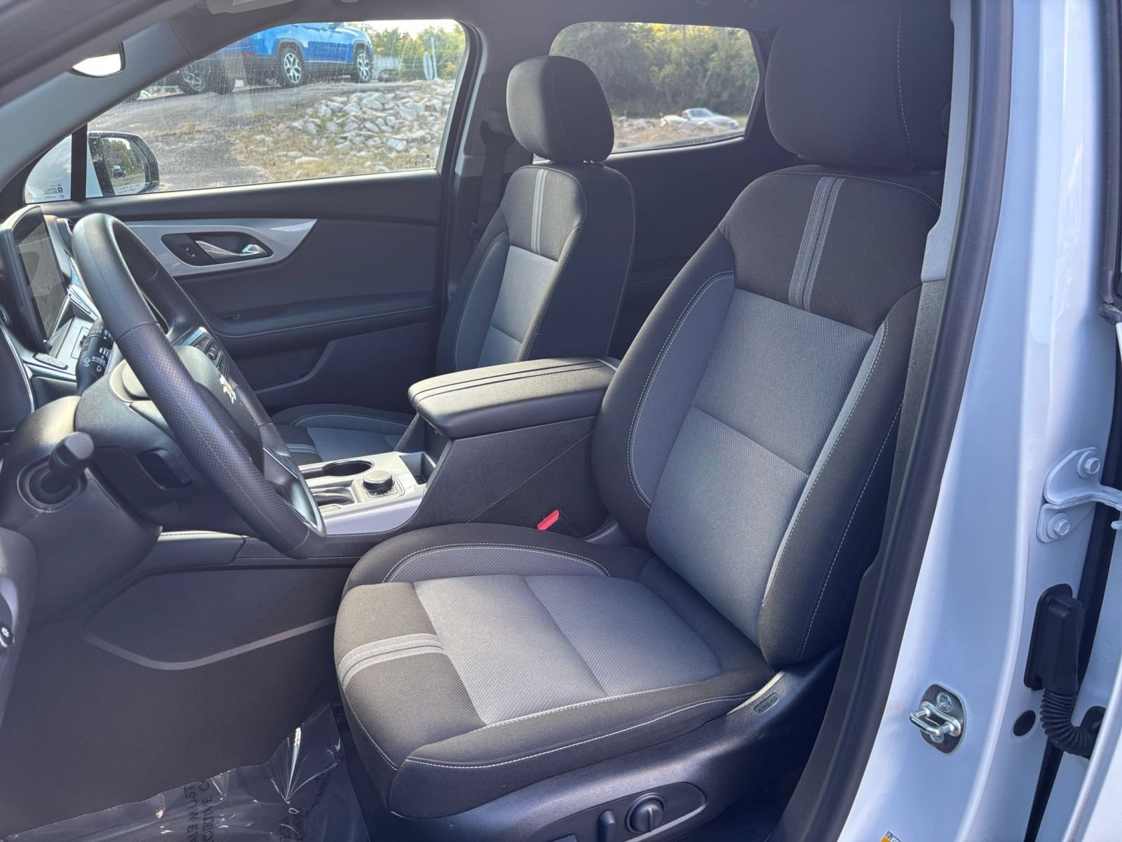 Used 2026 Chevrolet Blazer LT FWD image 35