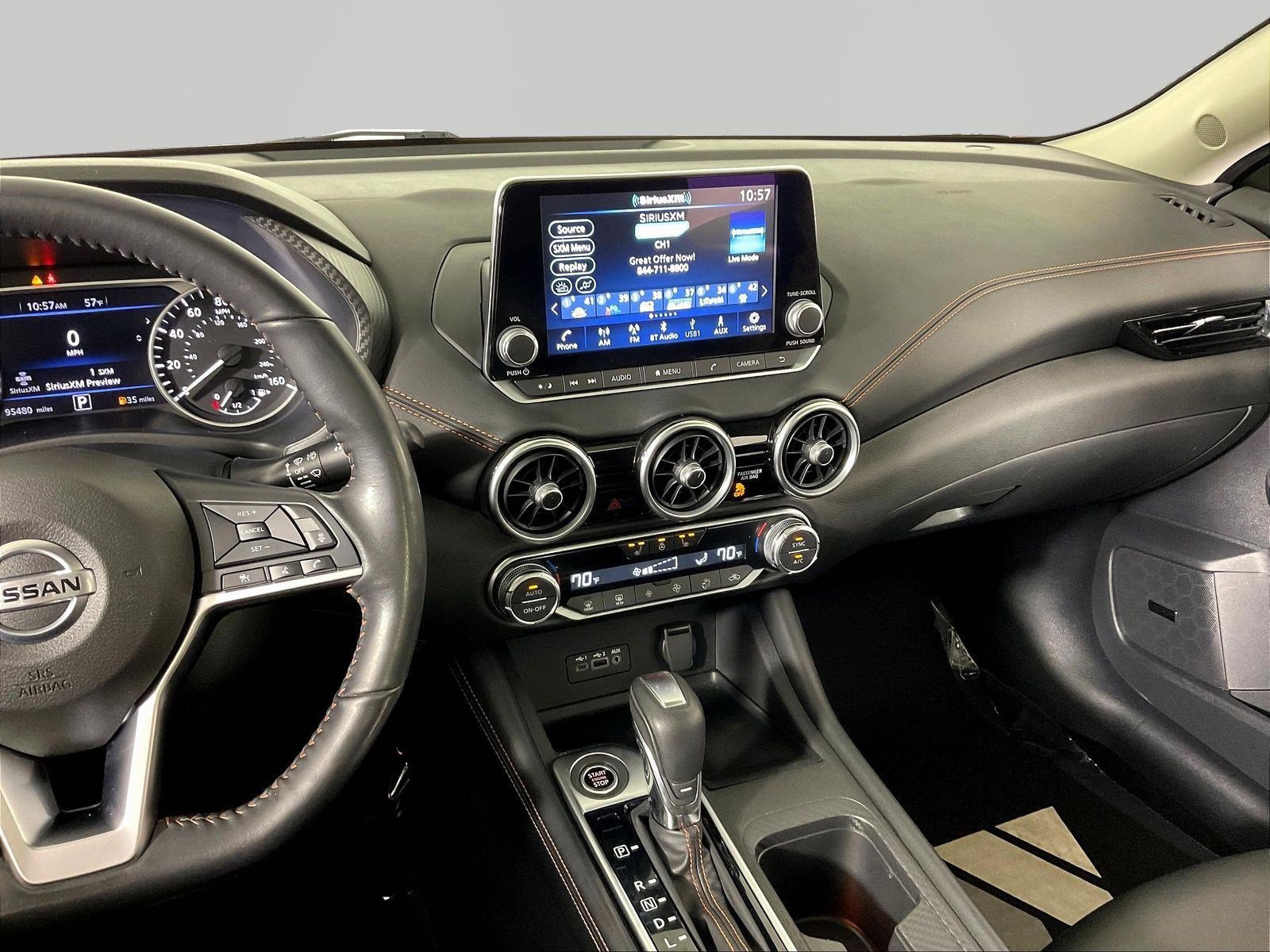 Used 2022 Nissan Sentra SR w/ SR Premium Package FWD image 9