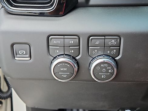 New 2026 GMC Sierra 1500 AT4X image 18