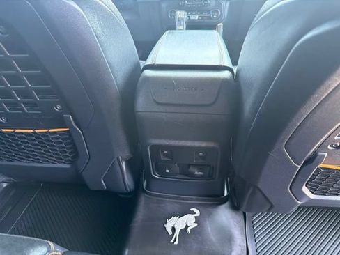 Used 2024 Ford Bronco Badlands AWD/4WD image 40