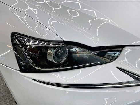 Used 2018 Lexus IS 350 F Sport w/ F Sport Package AWD/4WD image 31