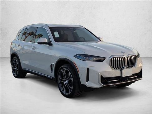 New 2026 BMW X5 sDrive40i w/ Parking Assistance Package image 7
