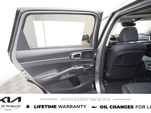 New 2026 Kia Sorento EX image 11