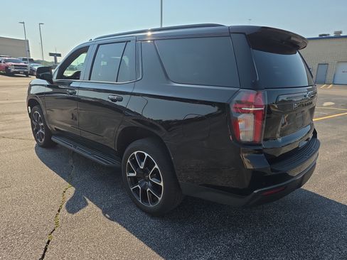 Used 2021 Chevrolet Tahoe RST w/ Luxury Package AWD/4WD image 9