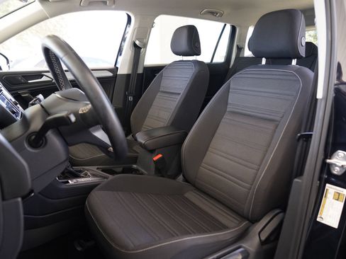 Certified 2023 Volkswagen Tiguan S FWD image 10