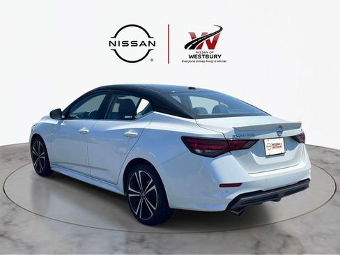 Used 2023 Nissan Sentra SR FWD image 5
