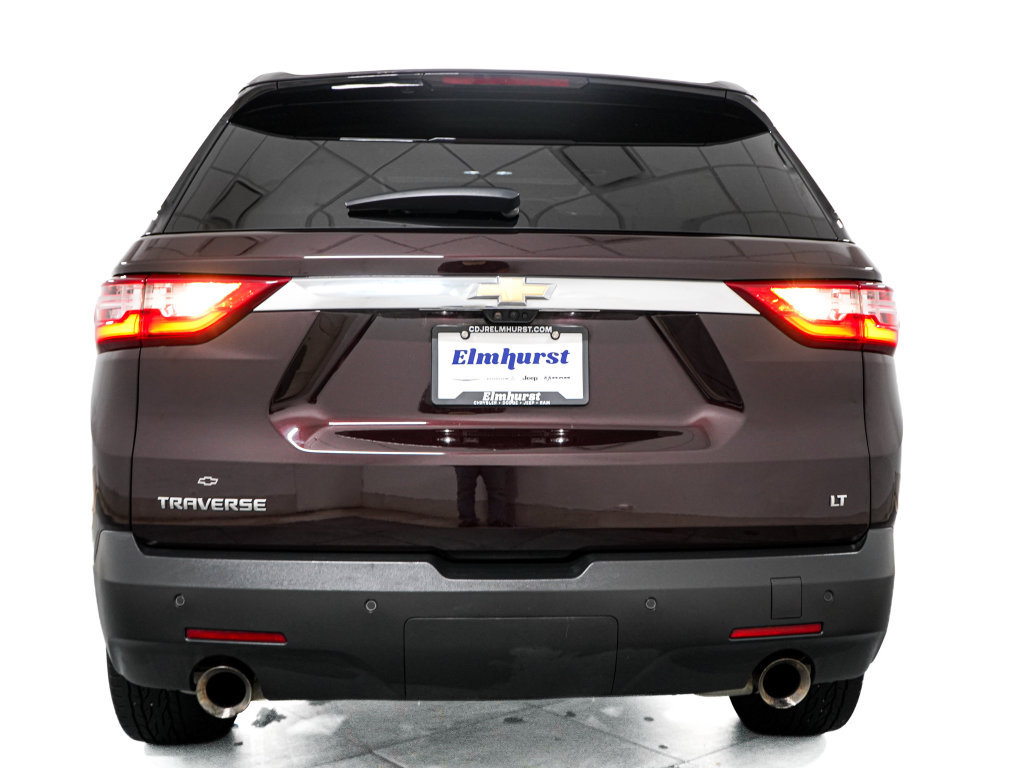 Used 2020 Chevrolet Traverse LT w/ LT Premium Package FWD image 6